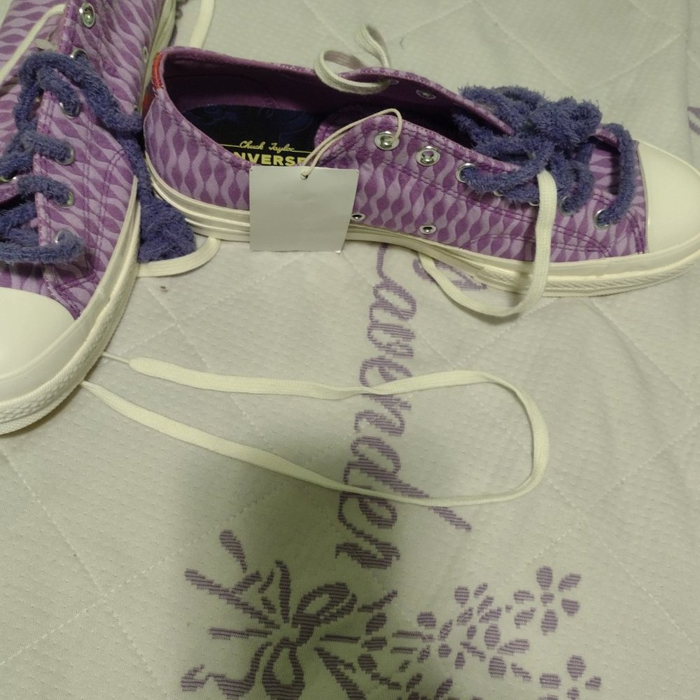Converse sneakers - Picture 15 of 16
